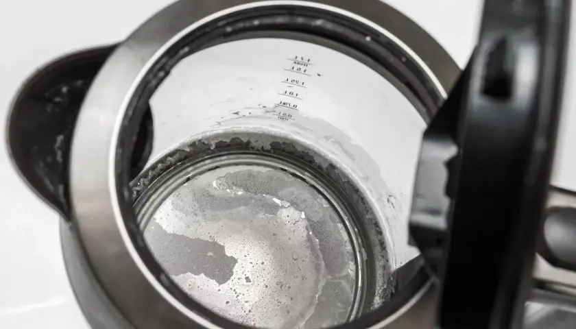 Jak odkamienić czajnik coca cola i pozbyć się kamienia skutecznie