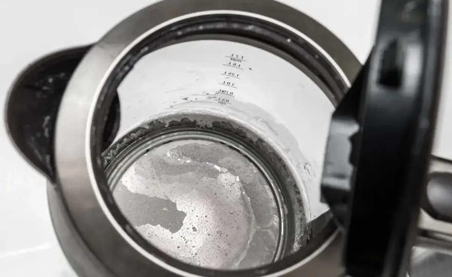 Jak odkamienić czajnik coca cola i pozbyć się kamienia skutecznie