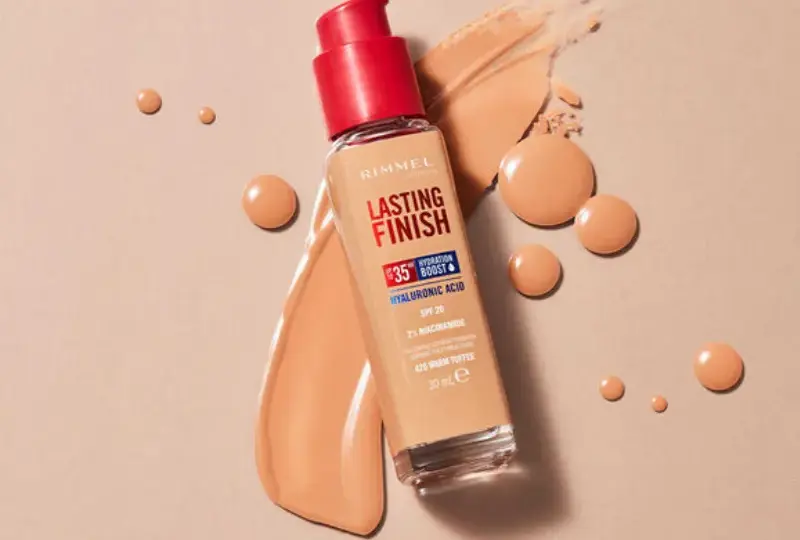 Rimmel Lasting Finish do jakiej cery? Sprawdź, czy to odpowiedni wybór